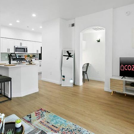 Cozysuites Glendale By The Stadium With Pool 02 Exterior foto