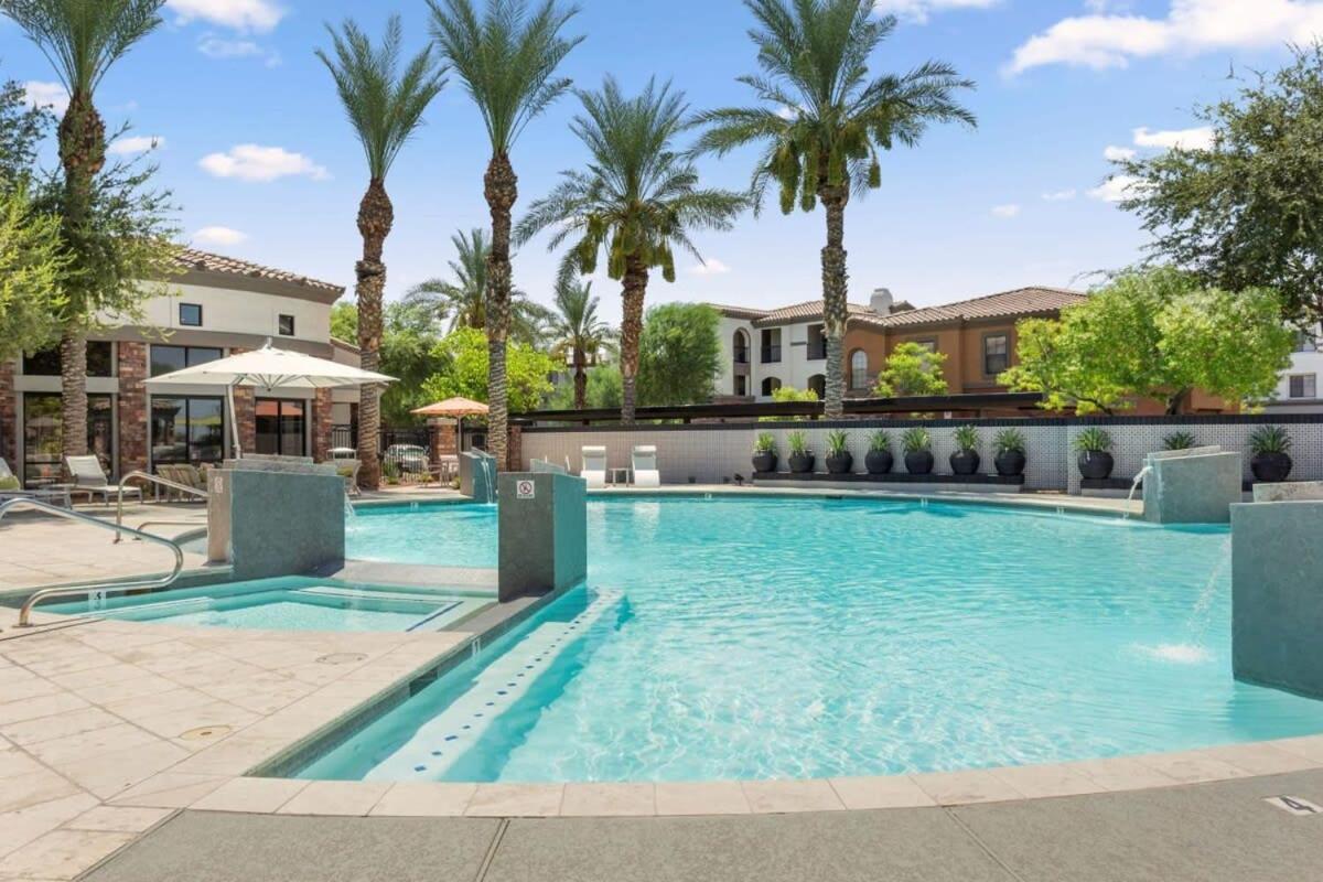 Cozysuites Glendale By The Stadium With Pool 02 Exterior foto