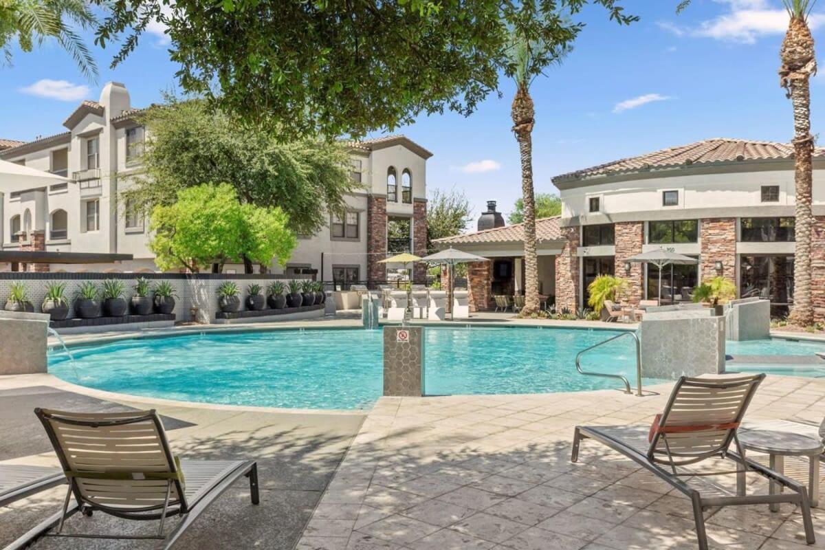 Cozysuites Glendale By The Stadium With Pool 02 Exterior foto