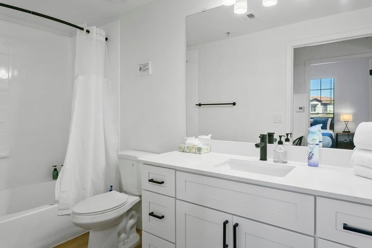 Cozysuites Glendale By The Stadium With Pool 02 Exterior foto
